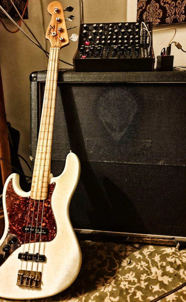 fretless bass & Moog synths